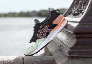 Asics Shoes In 438359 For Men