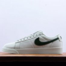 NIKE BLAZERS DEM53156